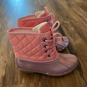 Girls duck boots